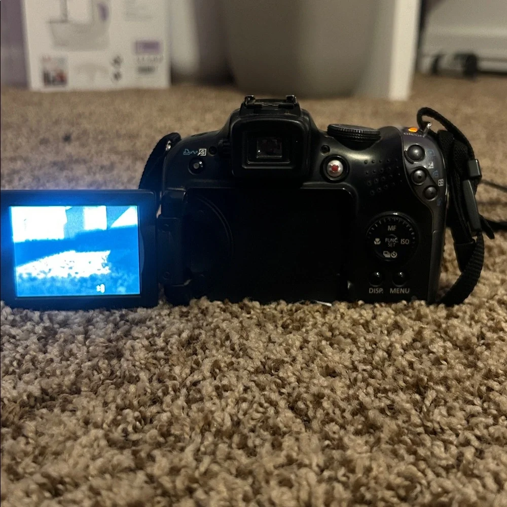 Canon PowerShot SX10 IS Digital Camera in Black